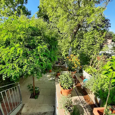 Gartenappartement * اوغسبورغ